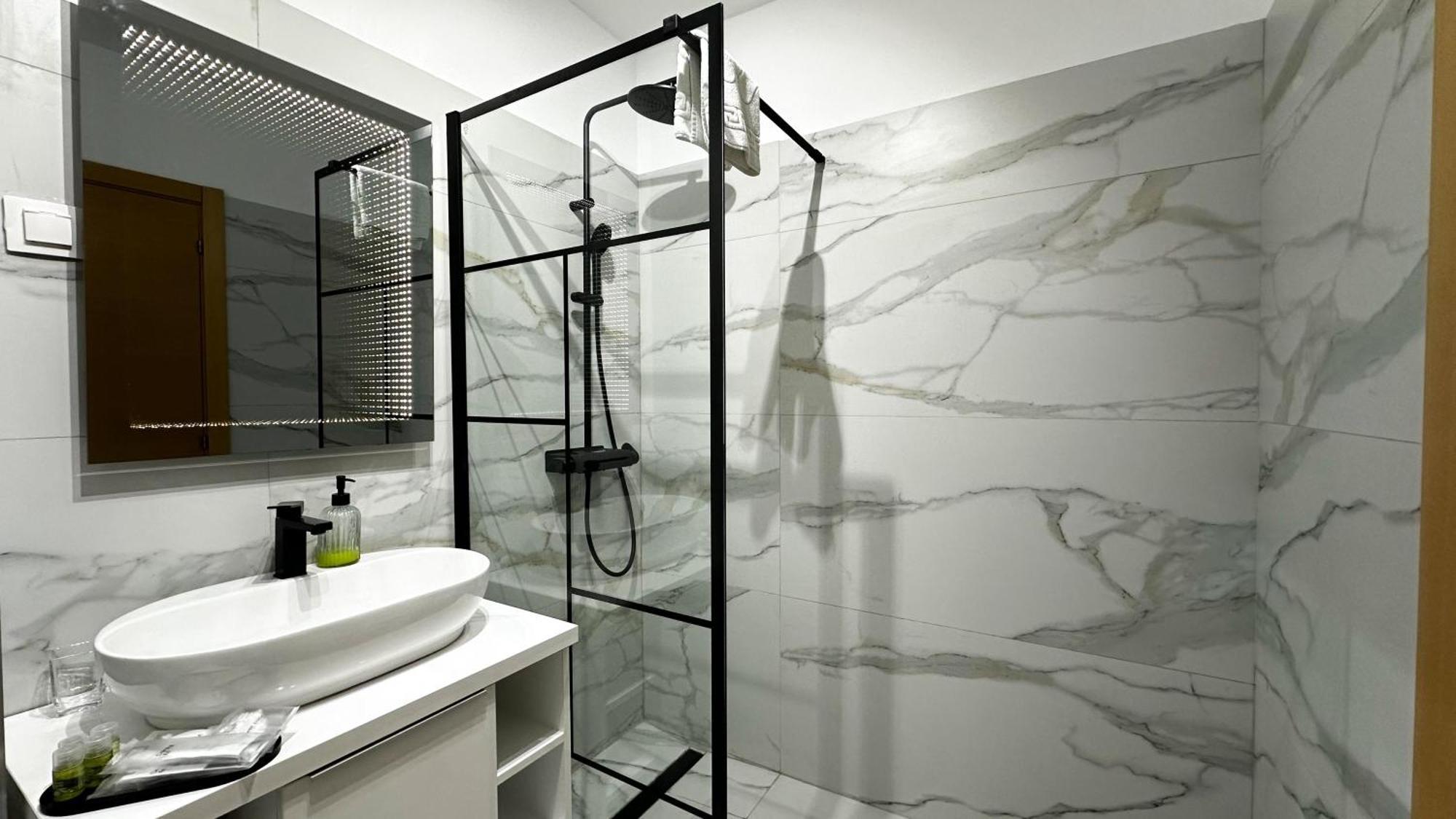 Ad Apartments Клуж-Напока Екстериор снимка